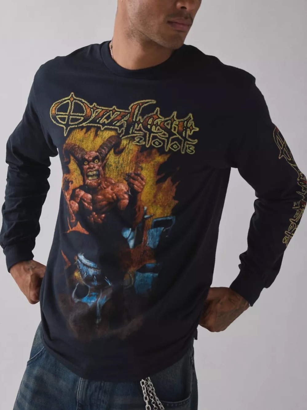 NWOT Urban Outfitters Ozzfest 2005 Graphic Long Sleeve Tee Size Medium